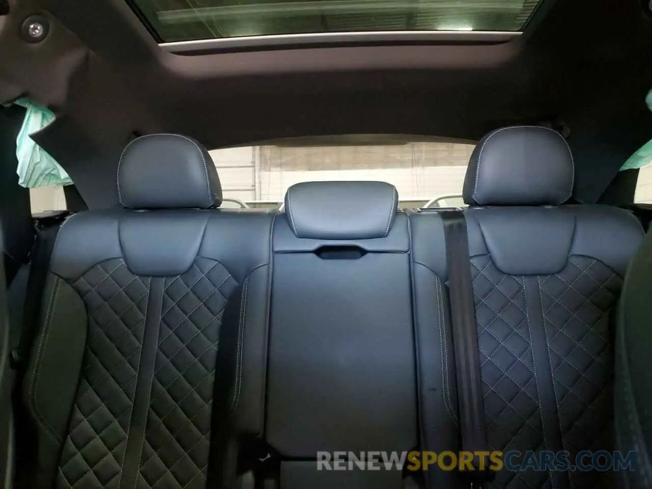 10 Photograph of a damaged car WA1B4AFY2L2013612 AUDI SQ5 2021