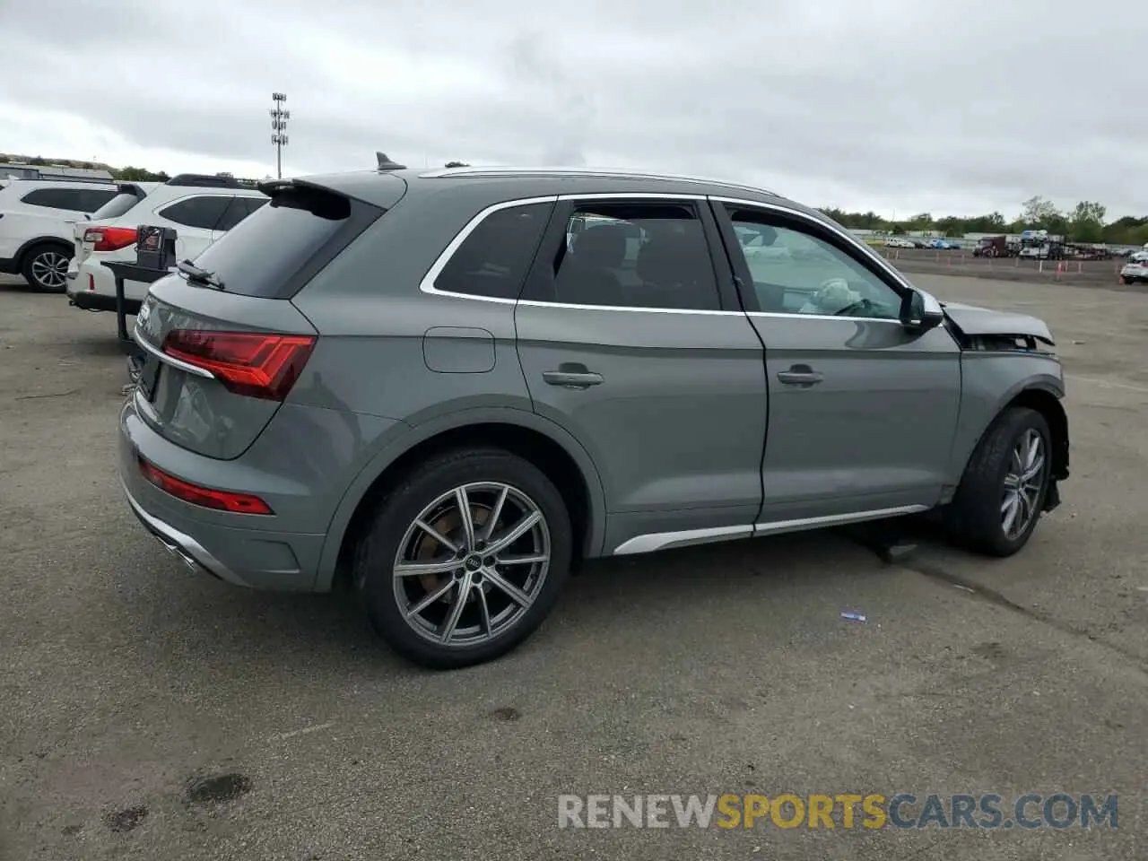 3 Фотография поврежденного автомобиля WA1B4AFY5M2047724 AUDI SQ5 2021