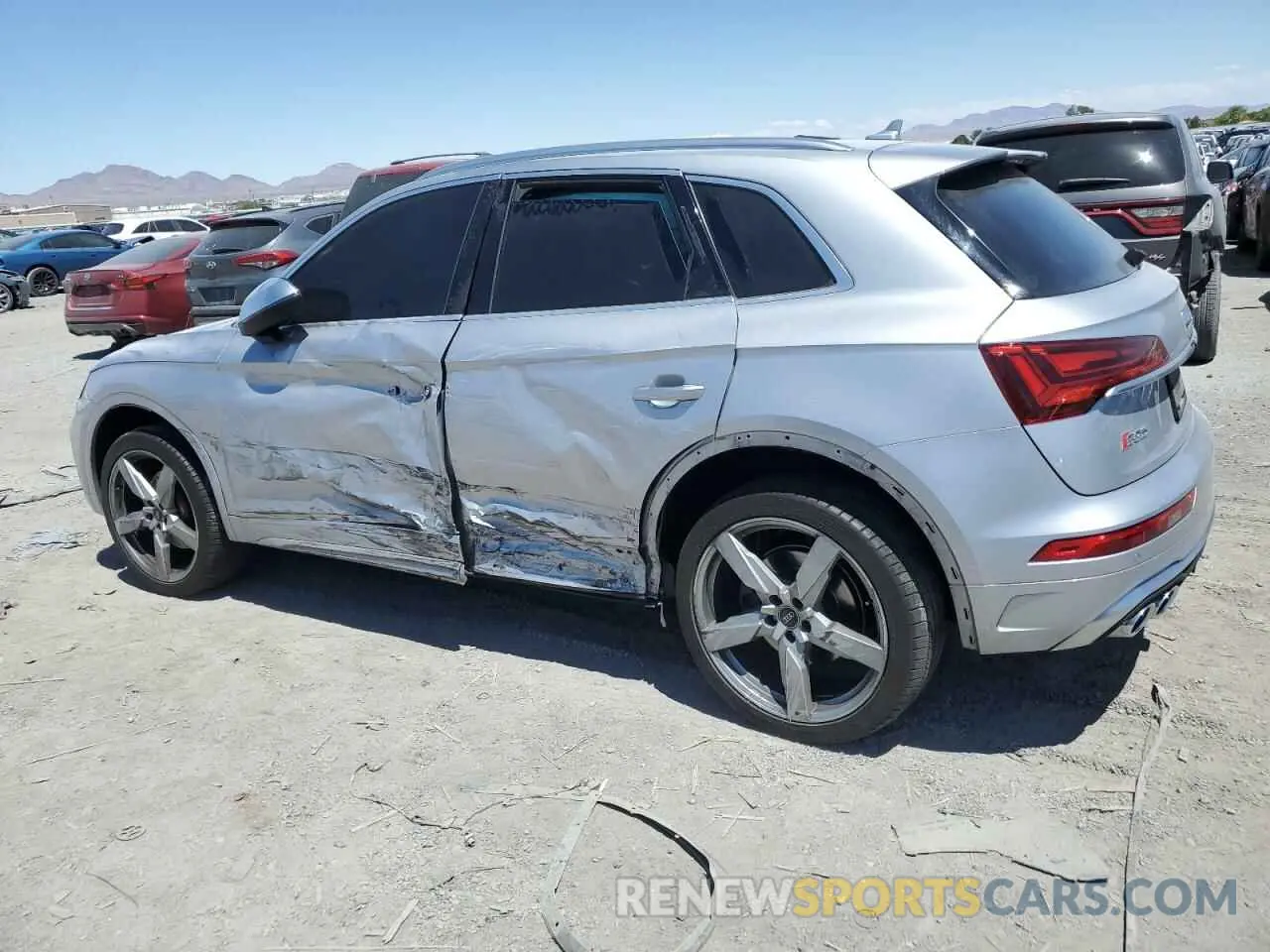2 Photograph of a damaged car WA1B4AFY6M2042970 AUDI SQ5 2021