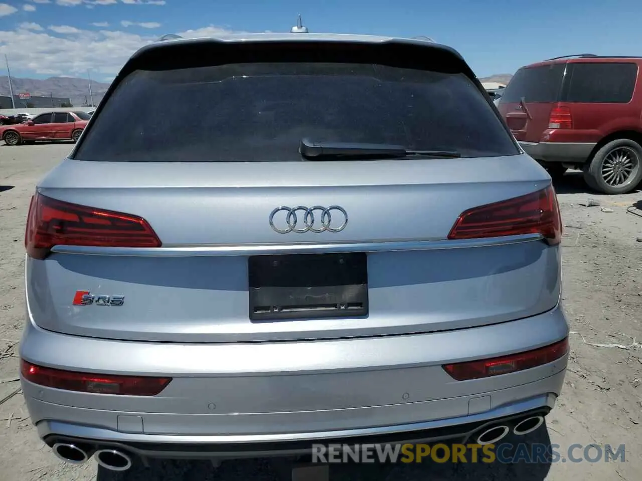 6 Photograph of a damaged car WA1B4AFY6M2042970 AUDI SQ5 2021