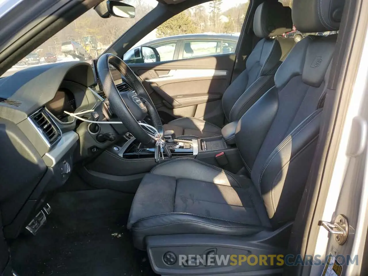 7 Photograph of a damaged car WA1B4AFY8M2071791 AUDI SQ5 2021