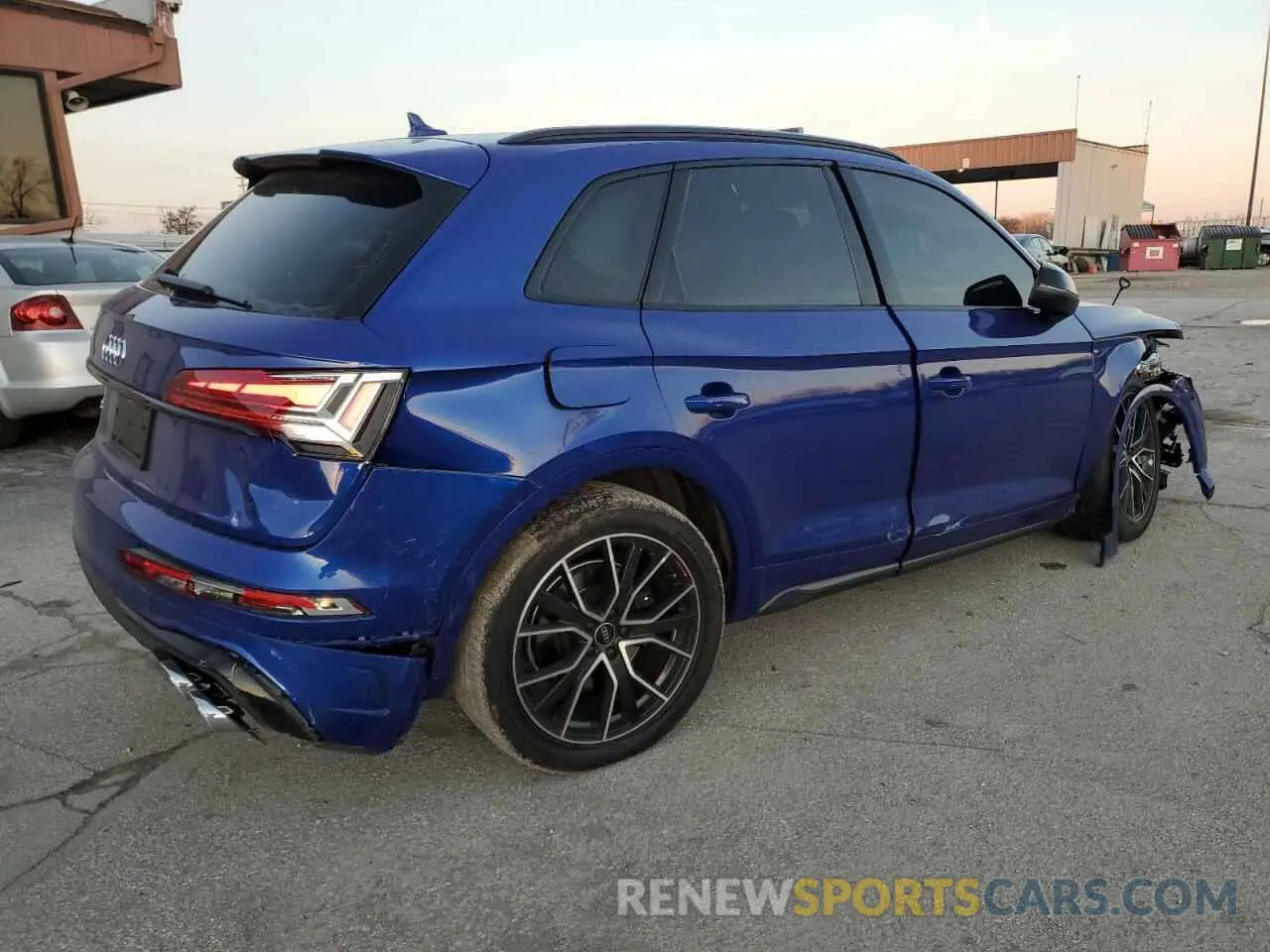 3 Фотография поврежденного автомобиля WA1B4BFY4M2096922 AUDI SQ5 2021