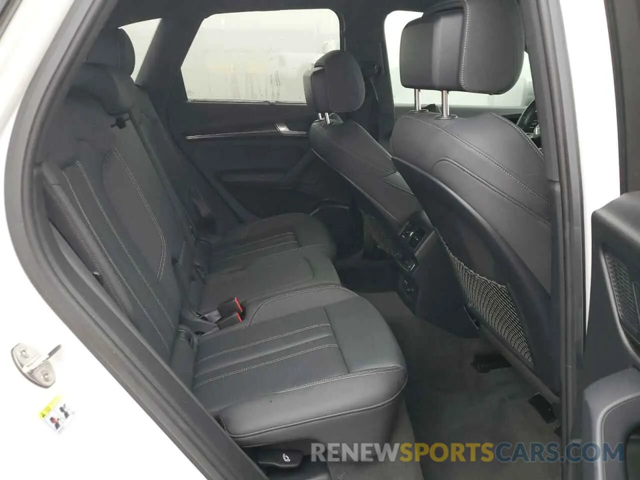 11 Photograph of a damaged car WA1C4AFY1M2045697 AUDI SQ5 2021