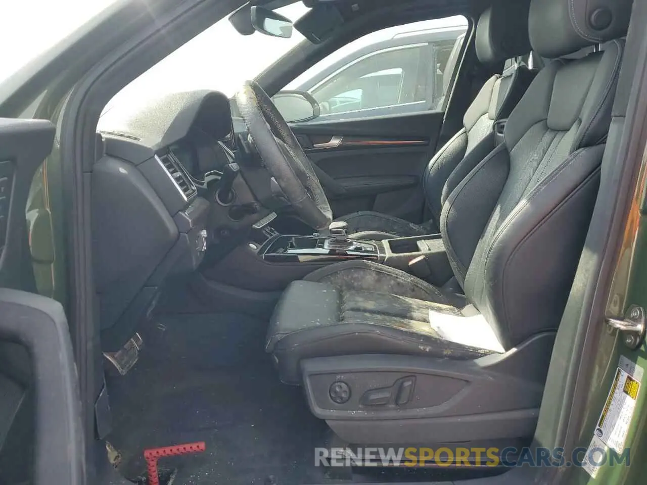 7 Photograph of a damaged car WA1C4AFY9M2008834 AUDI SQ5 2021