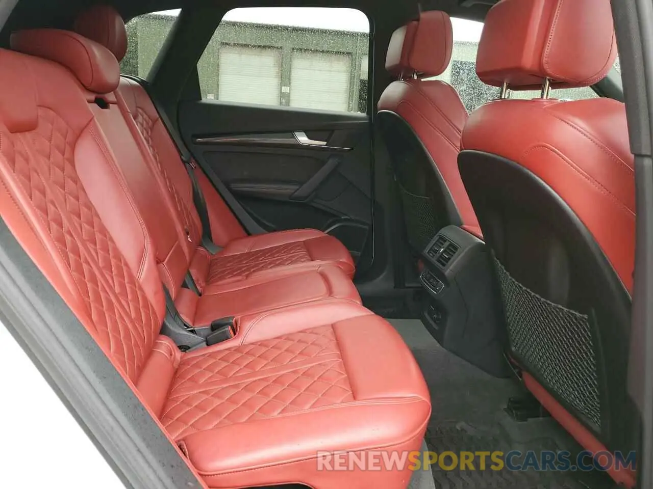 11 Photograph of a damaged car WA1C4AFYXM2030261 AUDI SQ5 2021