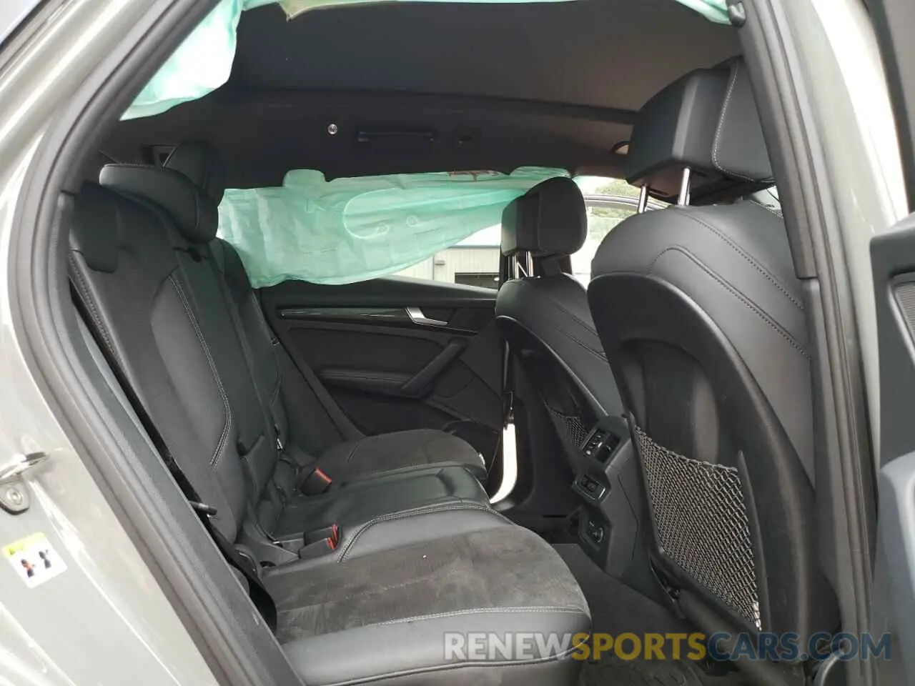11 Photograph of a damaged car WA1B4AFY0N2031321 AUDI SQ5 2022