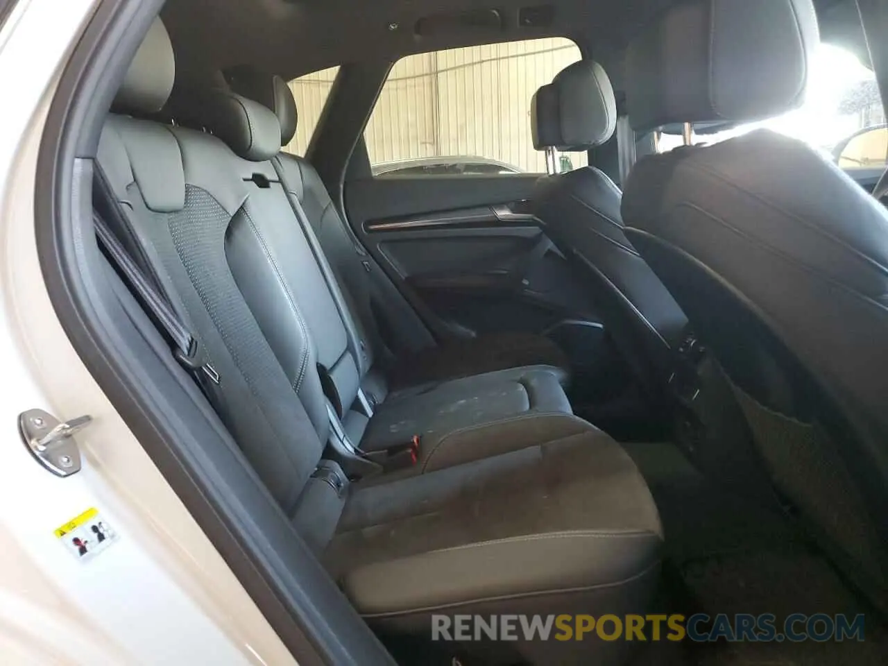 10 Фотография поврежденного автомобиля WA1B4AFY6N2125641 AUDI SQ5 2022