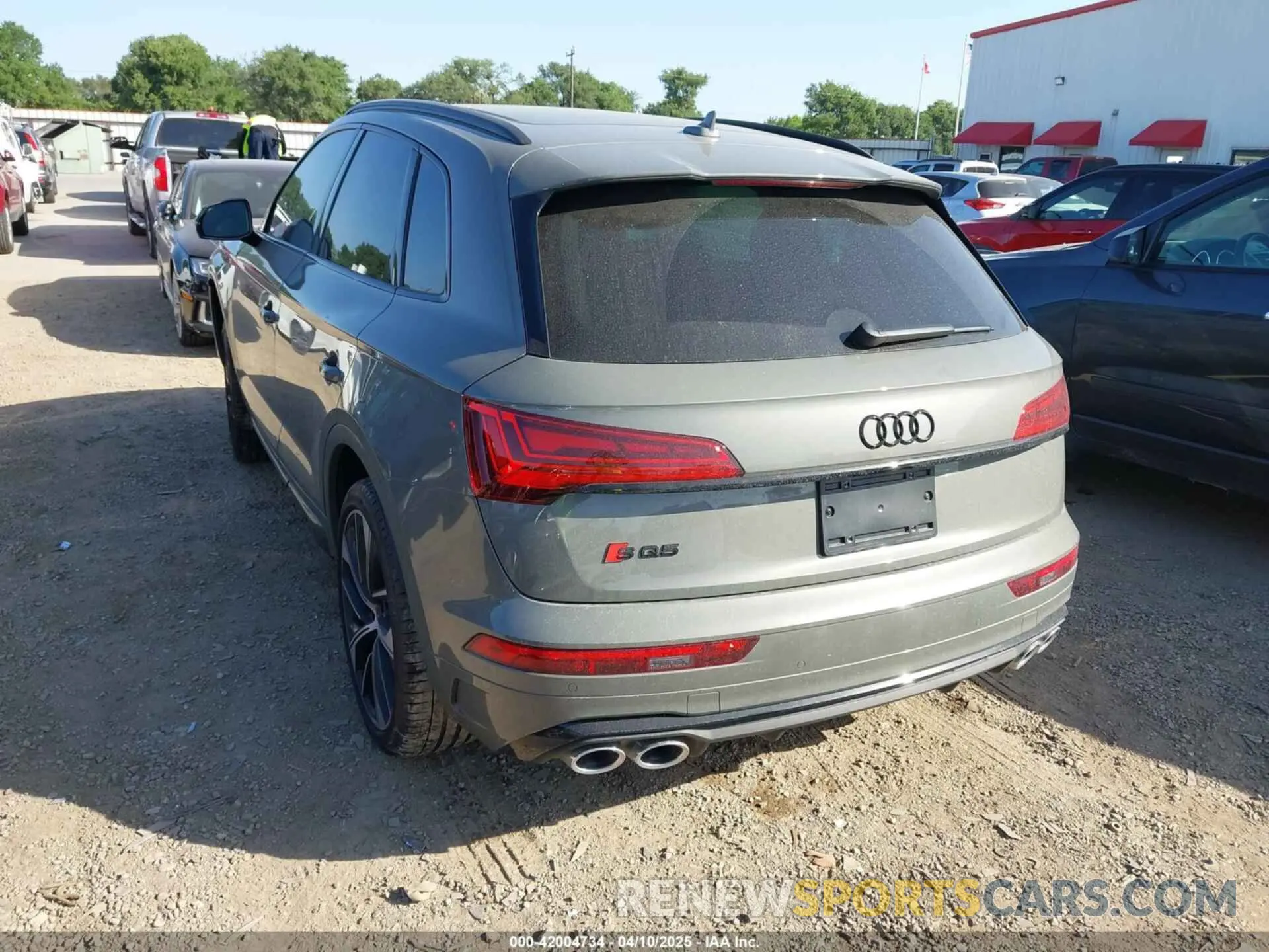 3 Фотография поврежденного автомобиля WA1B4AFY4P2035195 AUDI SQ5 2023