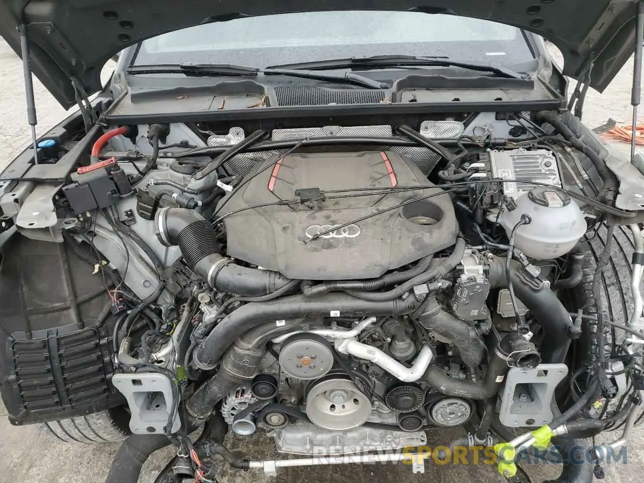 12 Фотография поврежденного автомобиля WA1B4AFY4P2057617 AUDI SQ5 2023