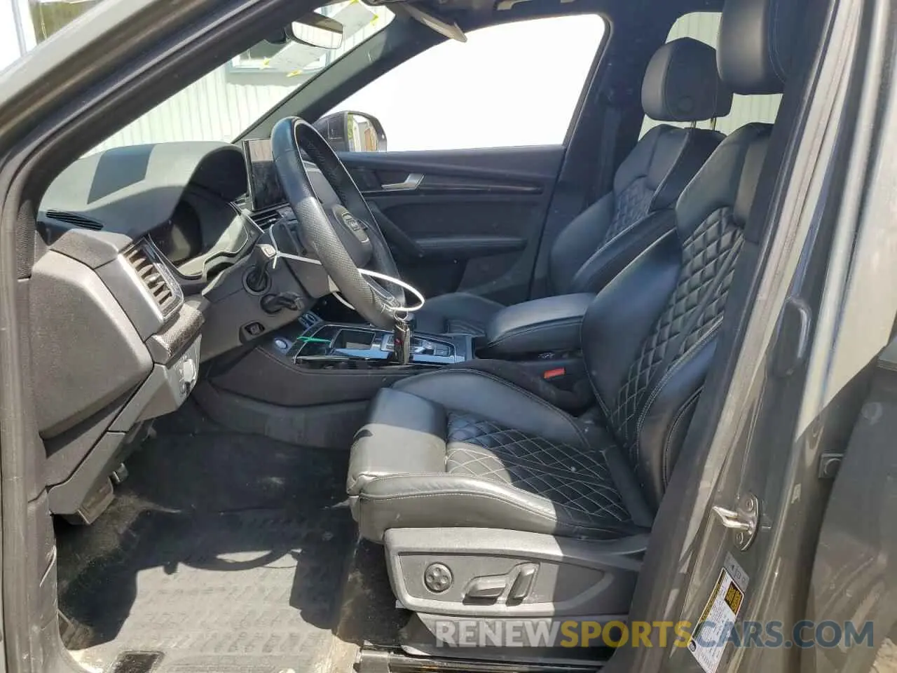 7 Фотография поврежденного автомобиля WA1B4AFY4P2083151 AUDI SQ5 2023