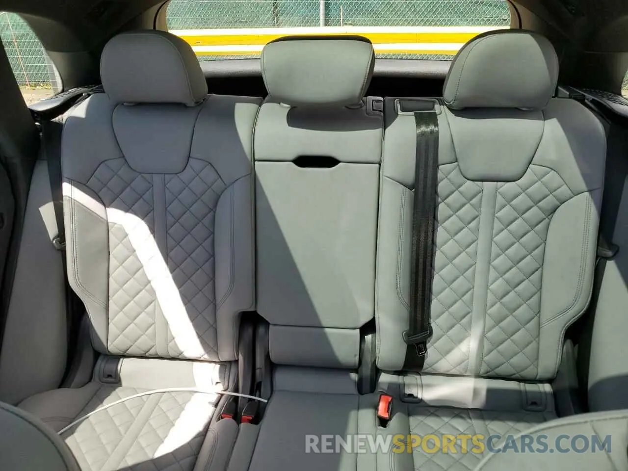 10 Фотография поврежденного автомобиля WA1B4AFY6P2192470 AUDI SQ5 2023
