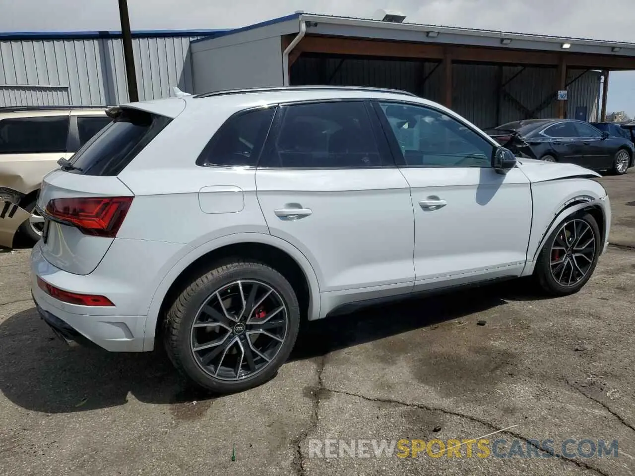 3 Фотография поврежденного автомобиля WA1B4AFY6P2192470 AUDI SQ5 2023