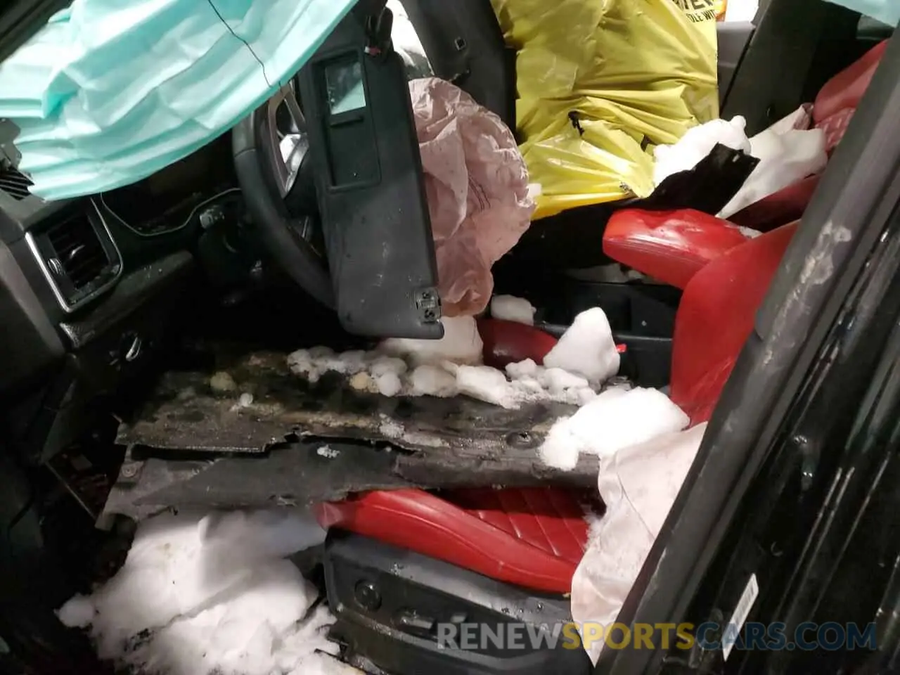 7 Photograph of a damaged car WA1B4AFY9P2129542 AUDI SQ5 2023