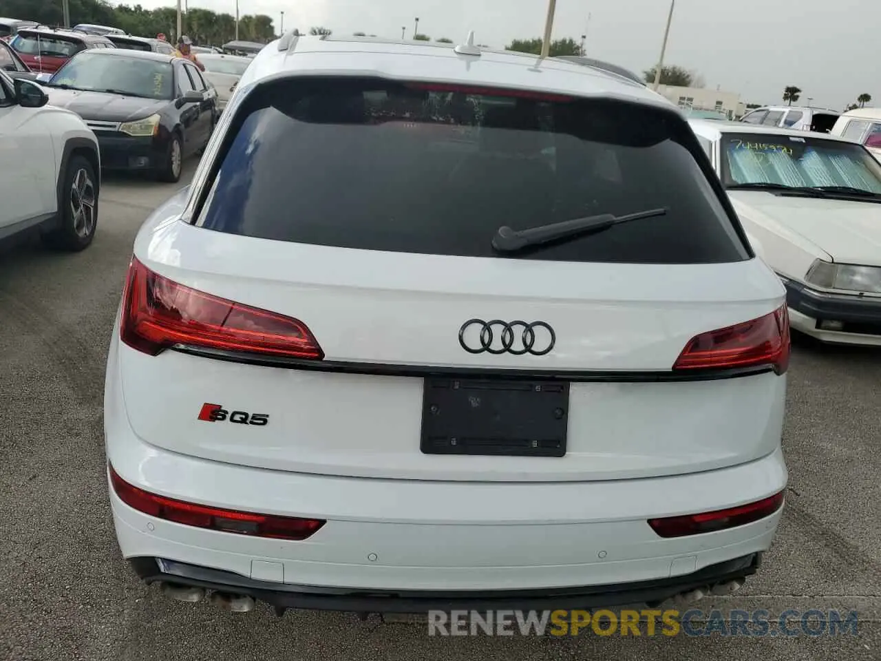 6 Photograph of a damaged car WA1C4AFYXP2167611 AUDI SQ5 2023