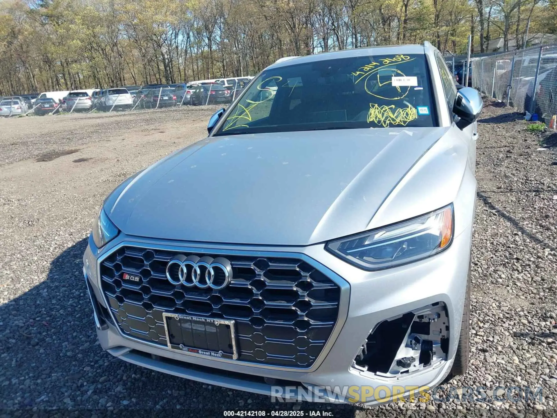 11 Фотография поврежденного автомобиля WA1A4AFYXR2128480 AUDI SQ5 2024