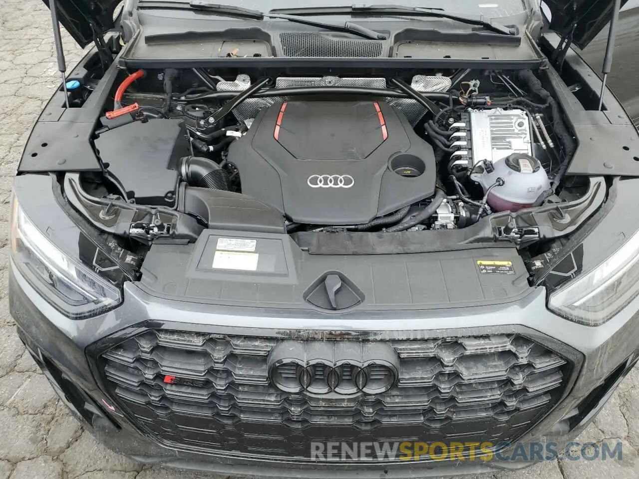 12 Фотография поврежденного автомобиля WA1B4AFY0R2062235 AUDI SQ5 2024