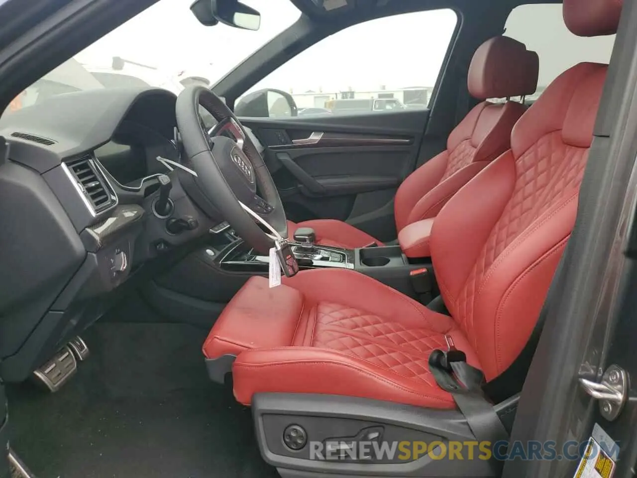 7 Фотография поврежденного автомобиля WA1B4AFY0R2062235 AUDI SQ5 2024
