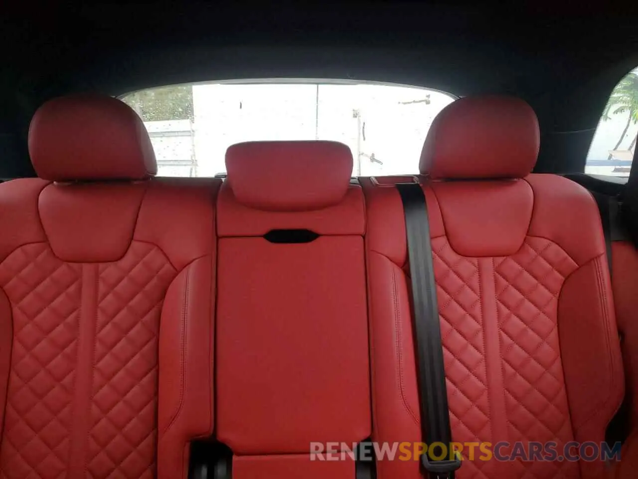 10 Фотография поврежденного автомобиля WA1B4AFY1R2048277 AUDI SQ5 2024