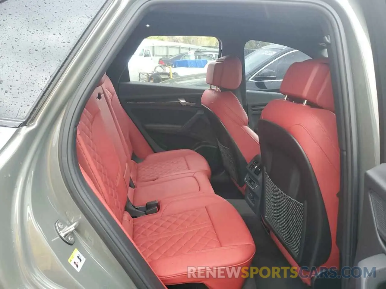 11 Фотография поврежденного автомобиля WA1B4AFY1R2048277 AUDI SQ5 2024