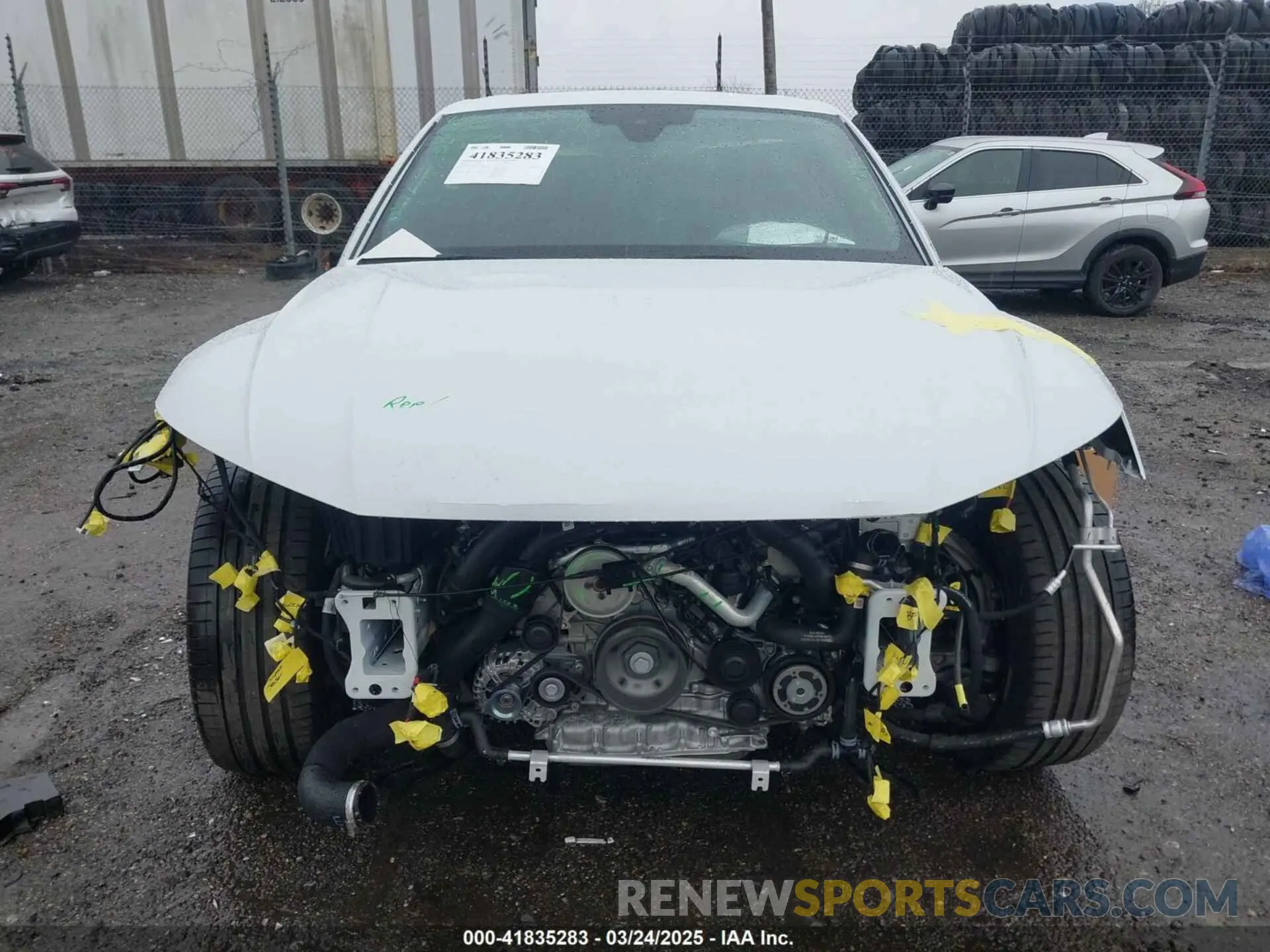 11 Фотография поврежденного автомобиля WA1B4AFY2R2016549 AUDI SQ5 2024