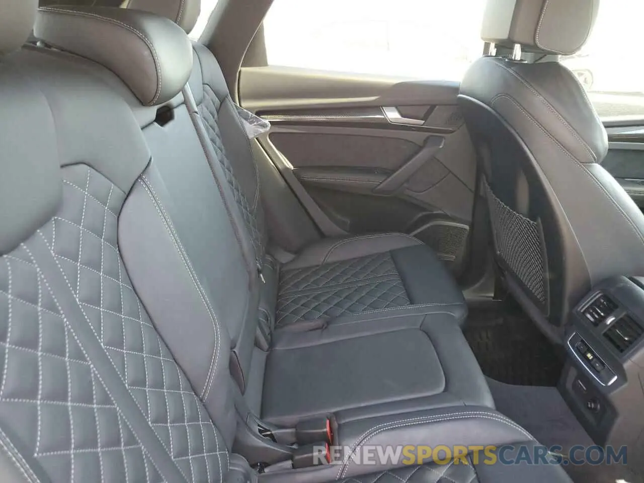 10 Photograph of a damaged car WA1B4AFY2R2018589 AUDI SQ5 2024