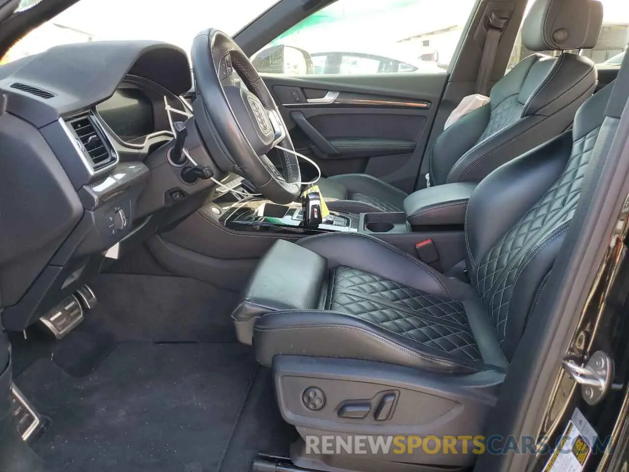 7 Photograph of a damaged car WA1B4AFY4R2009604 AUDI SQ5 2024