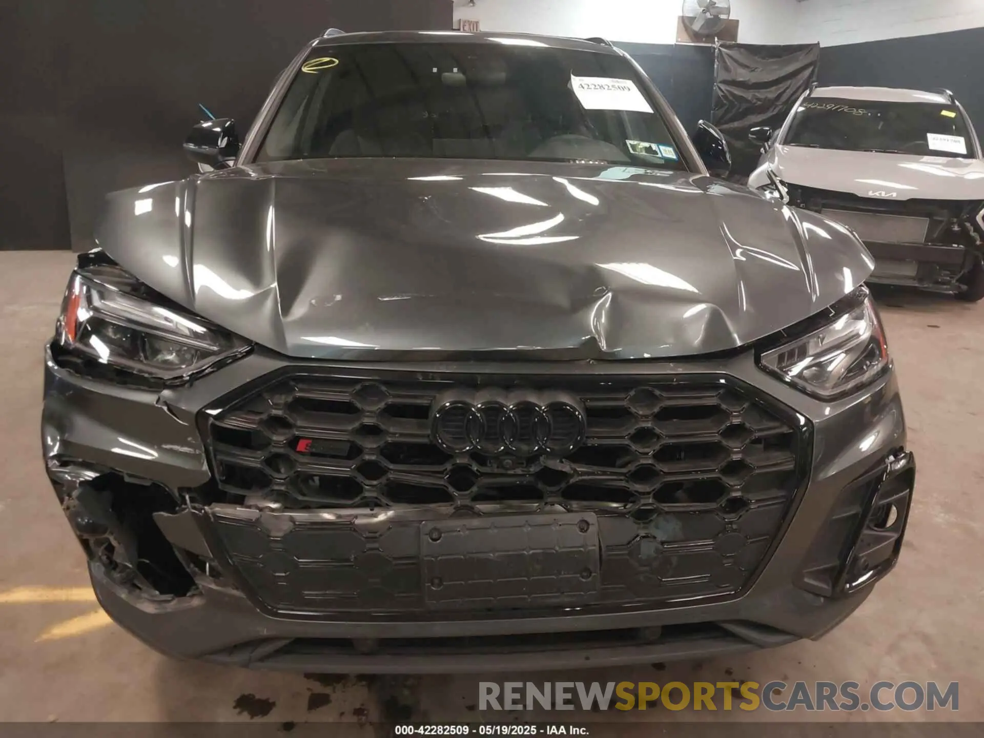 12 Фотография поврежденного автомобиля WA1B4AFY5R2014391 AUDI SQ5 2024