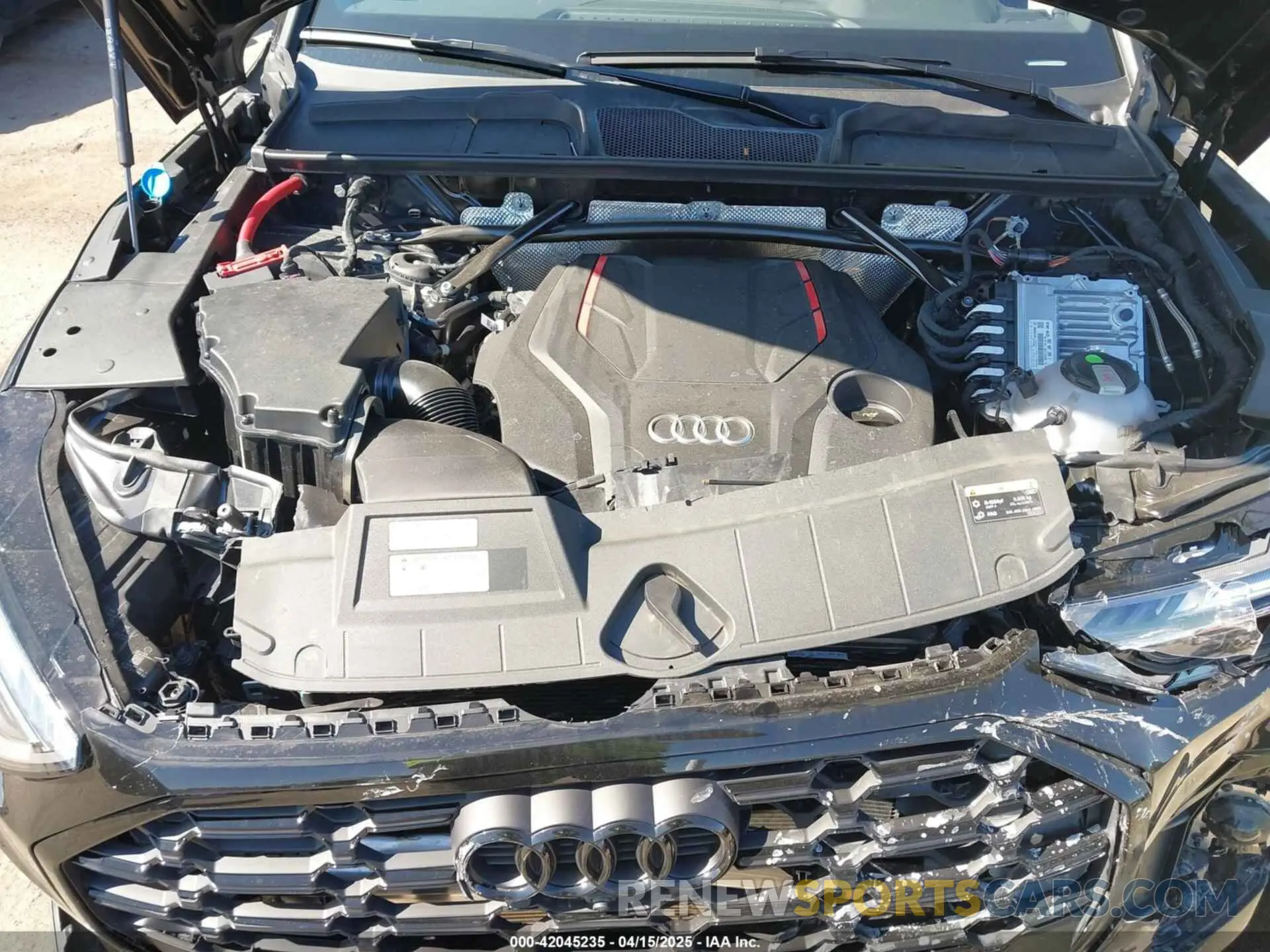 10 Фотография поврежденного автомобиля WA1B4AFY7R2037896 AUDI SQ5 2024