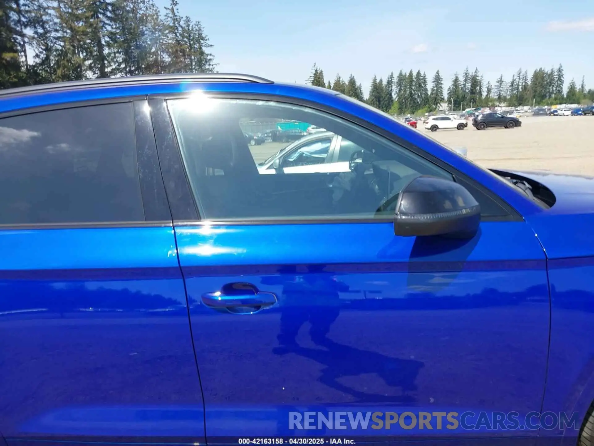 13 Photograph of a damaged car WA1C4AFY3R2074335 AUDI SQ5 2024