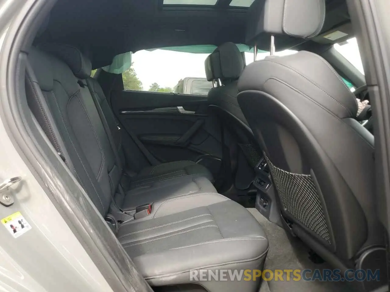 12 Photograph of a damaged car WA124AFY0N2136697 AUDI SQ5 SPORTB 2022