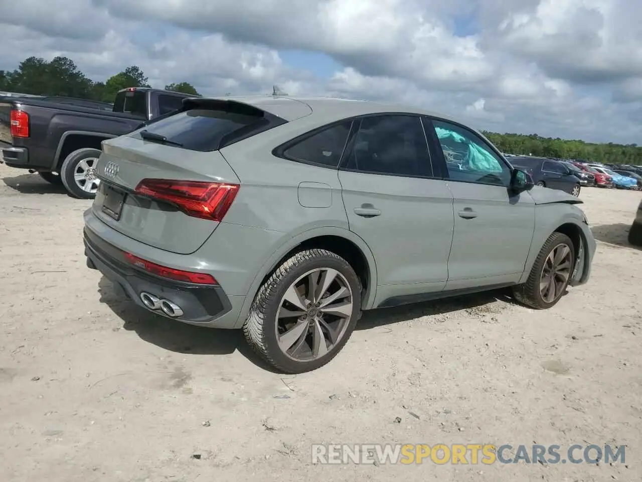 3 Photograph of a damaged car WA124AFY0N2136697 AUDI SQ5 SPORTB 2022