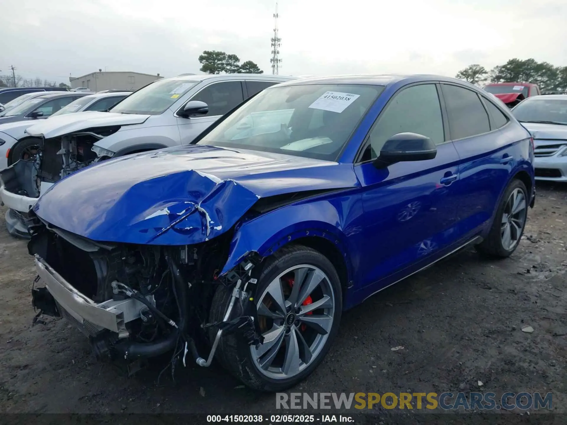 2 Фотография поврежденного автомобиля WA124AFY8P2010638 AUDI SQ5 SPORTBACK 2023