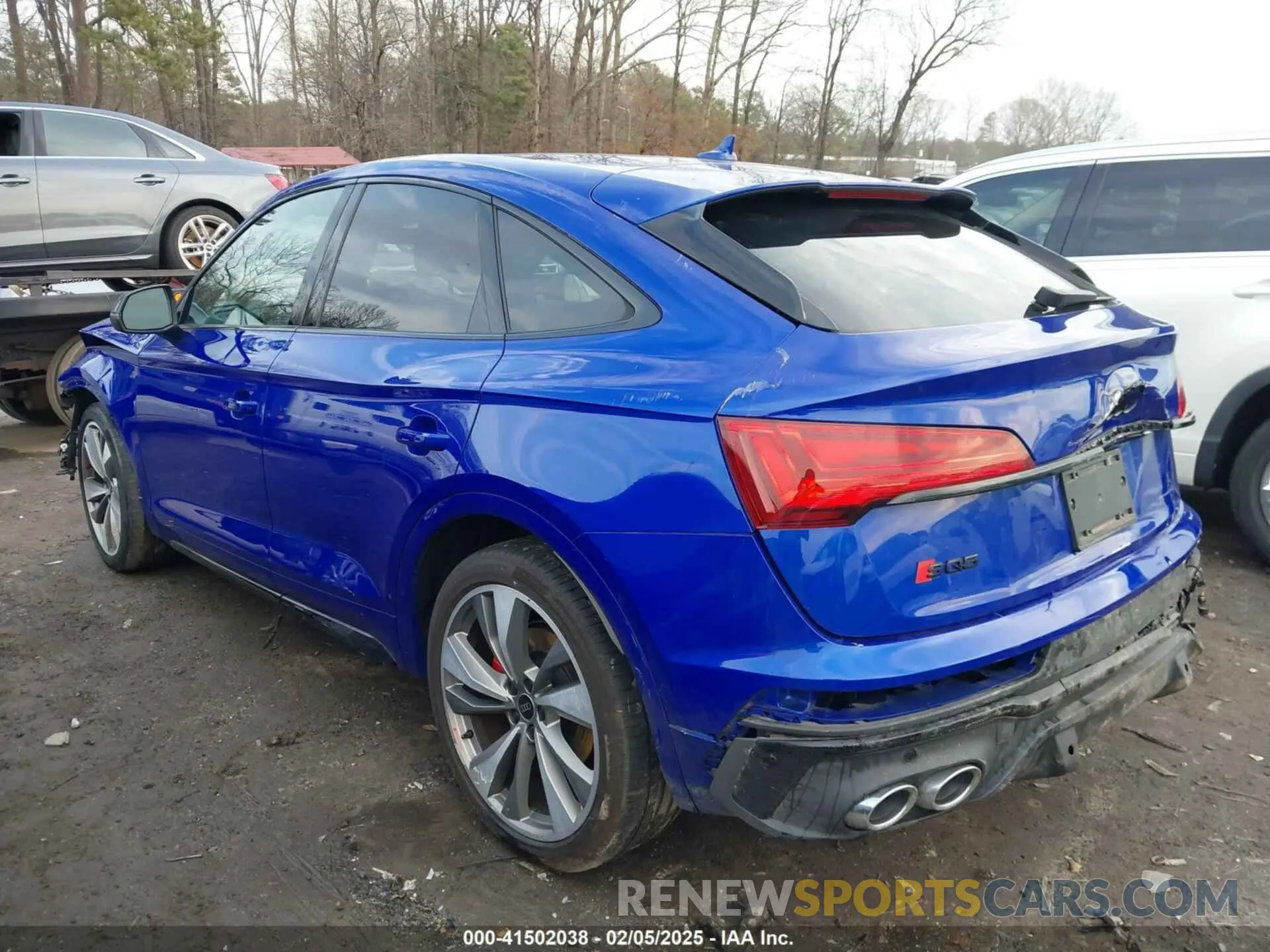 3 Фотография поврежденного автомобиля WA124AFY8P2010638 AUDI SQ5 SPORTBACK 2023