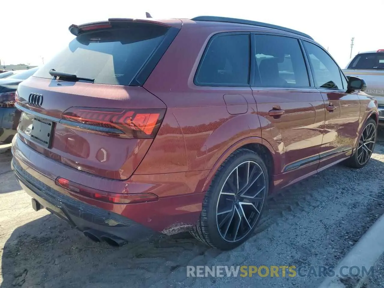 4 Фотография поврежденного автомобиля WA1AWAF74LD011684 AUDI SQ7 2020