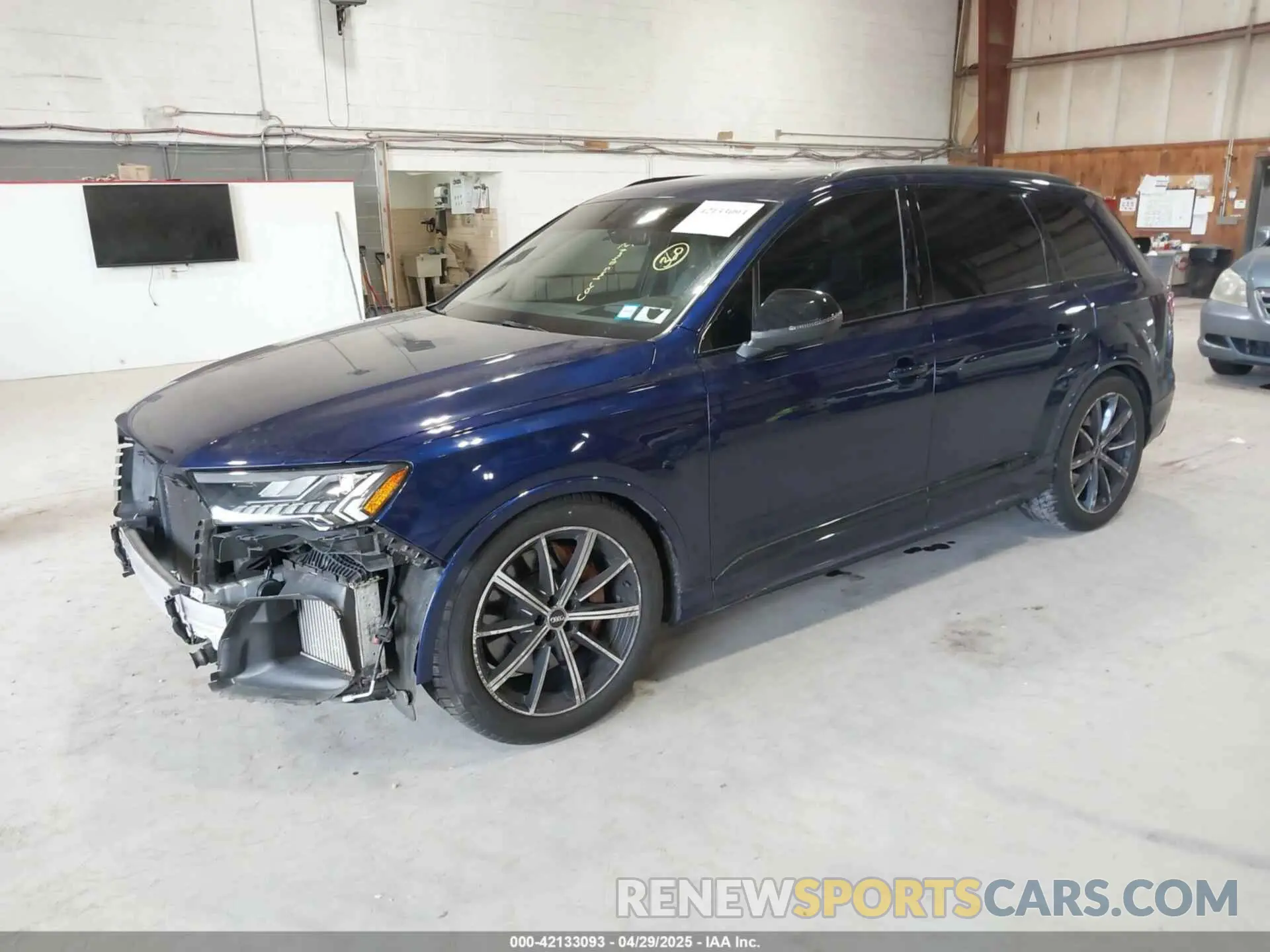 2 Photograph of a damaged car WA1VWAF73LD013508 AUDI SQ7 2020