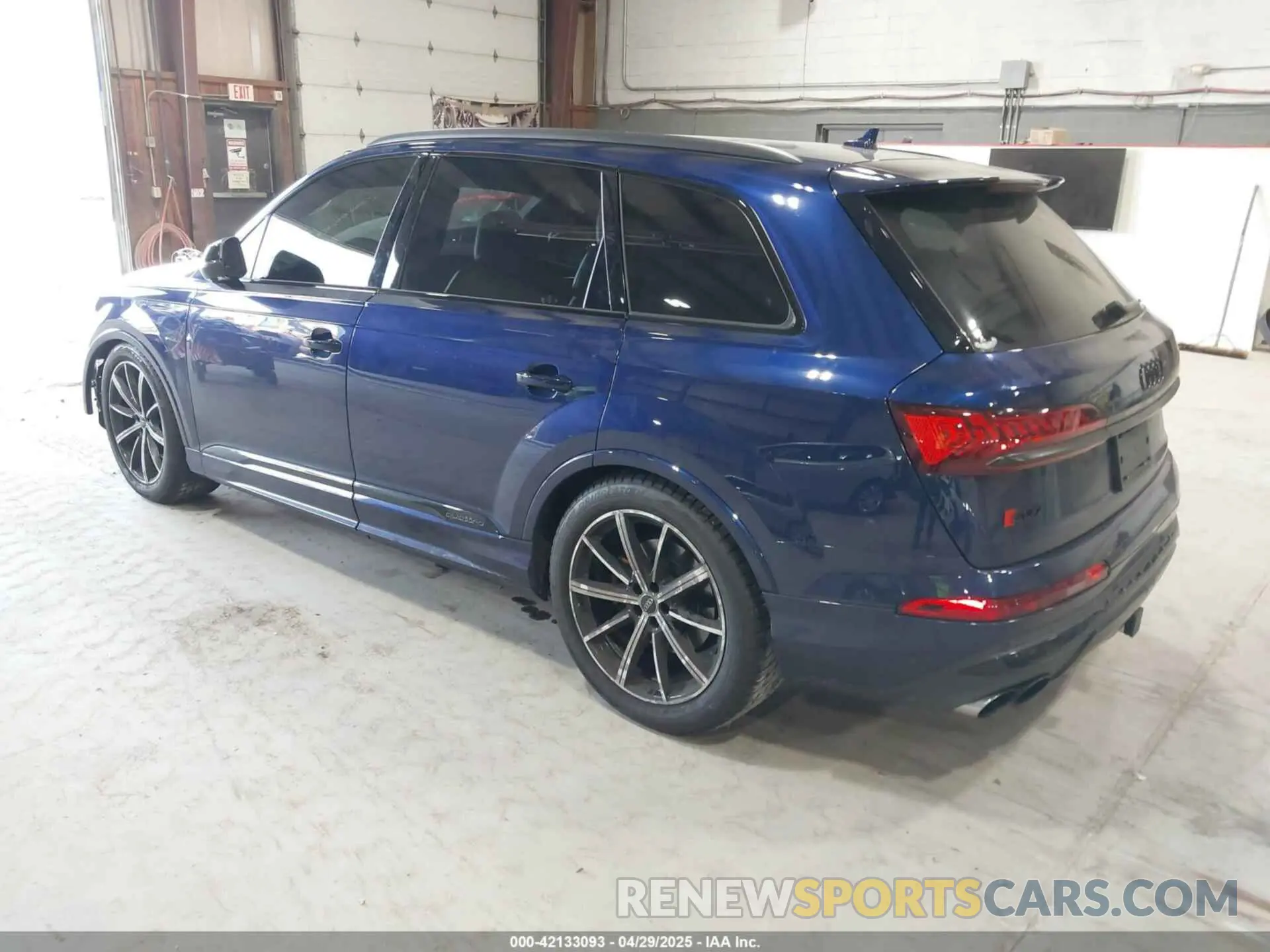 3 Photograph of a damaged car WA1VWAF73LD013508 AUDI SQ7 2020