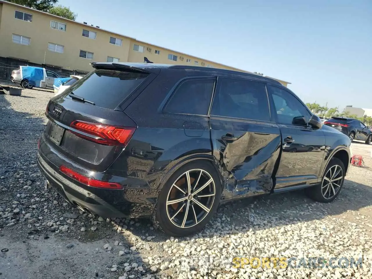 3 Photograph of a damaged car WA1VWBF73MD024564 AUDI SQ7 2021