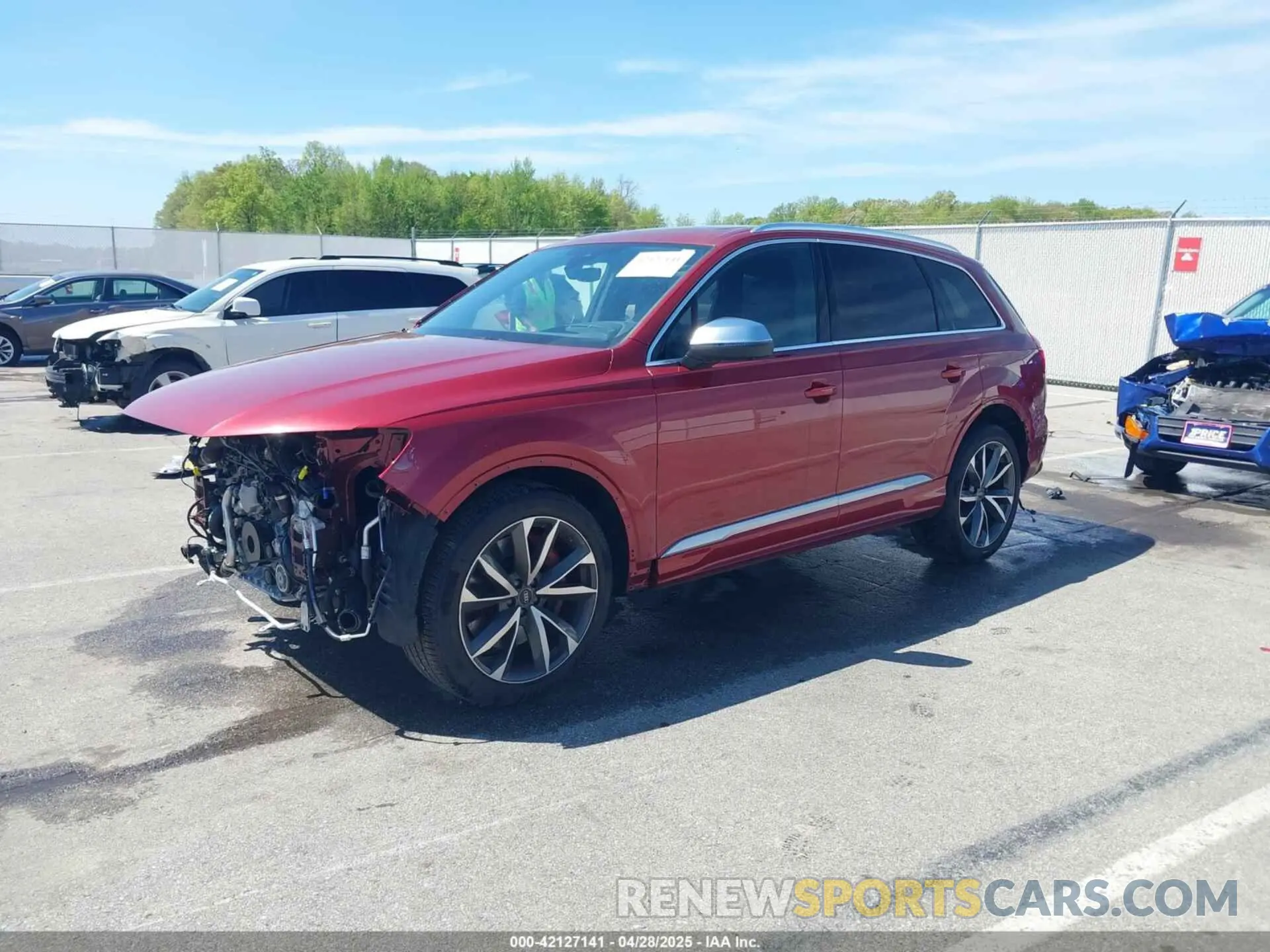 2 Фотография поврежденного автомобиля WA1VWBF74RD008199 AUDI SQ7 2024