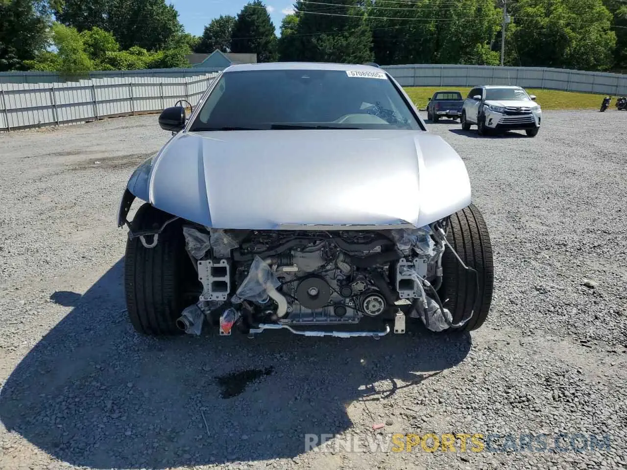 5 Photograph of a damaged car WA1AWBF15MD032854 AUDI SQ8 2021