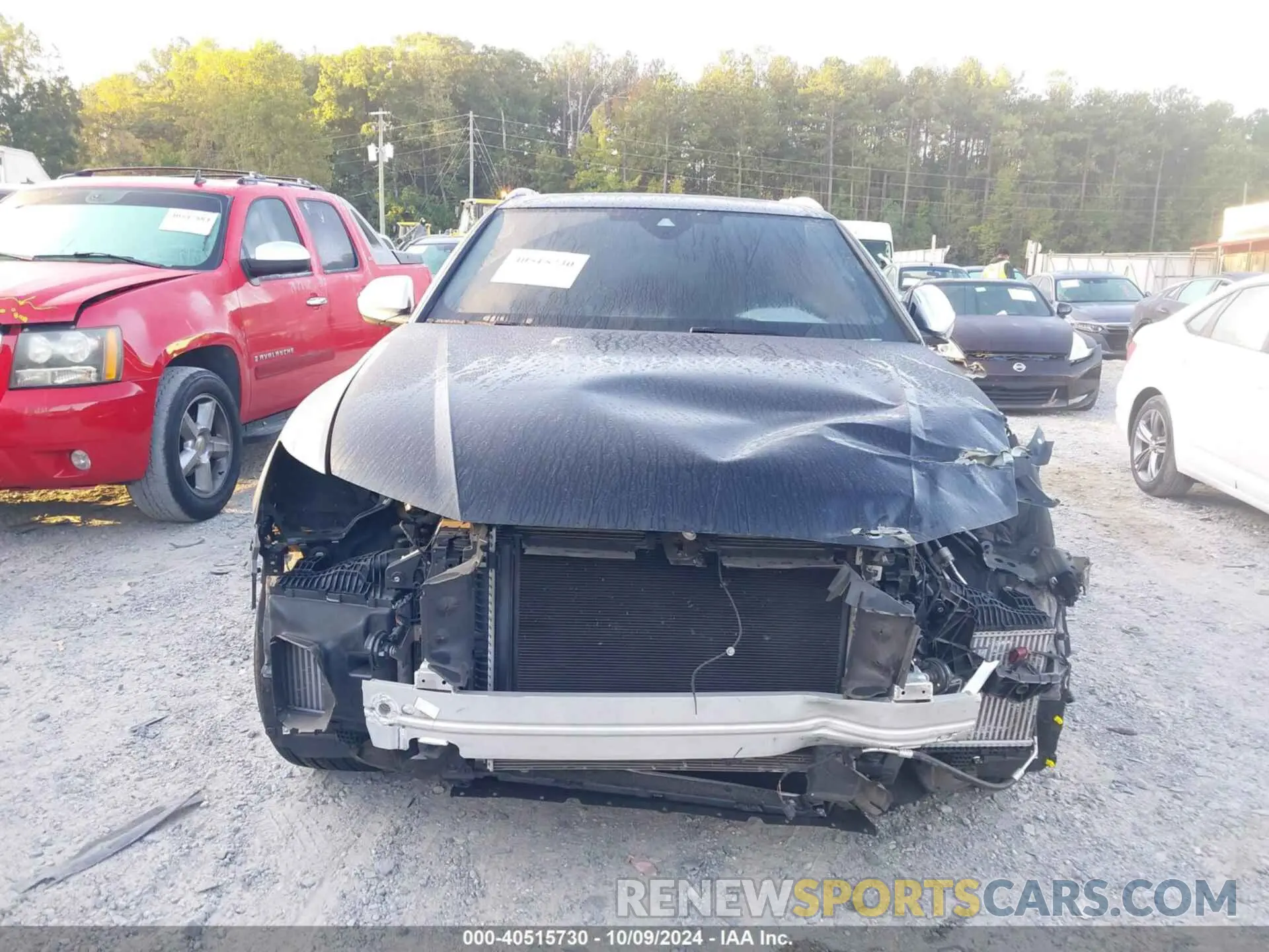 12 Photograph of a damaged car WA1AWBF16ND031570 AUDI SQ8 2022