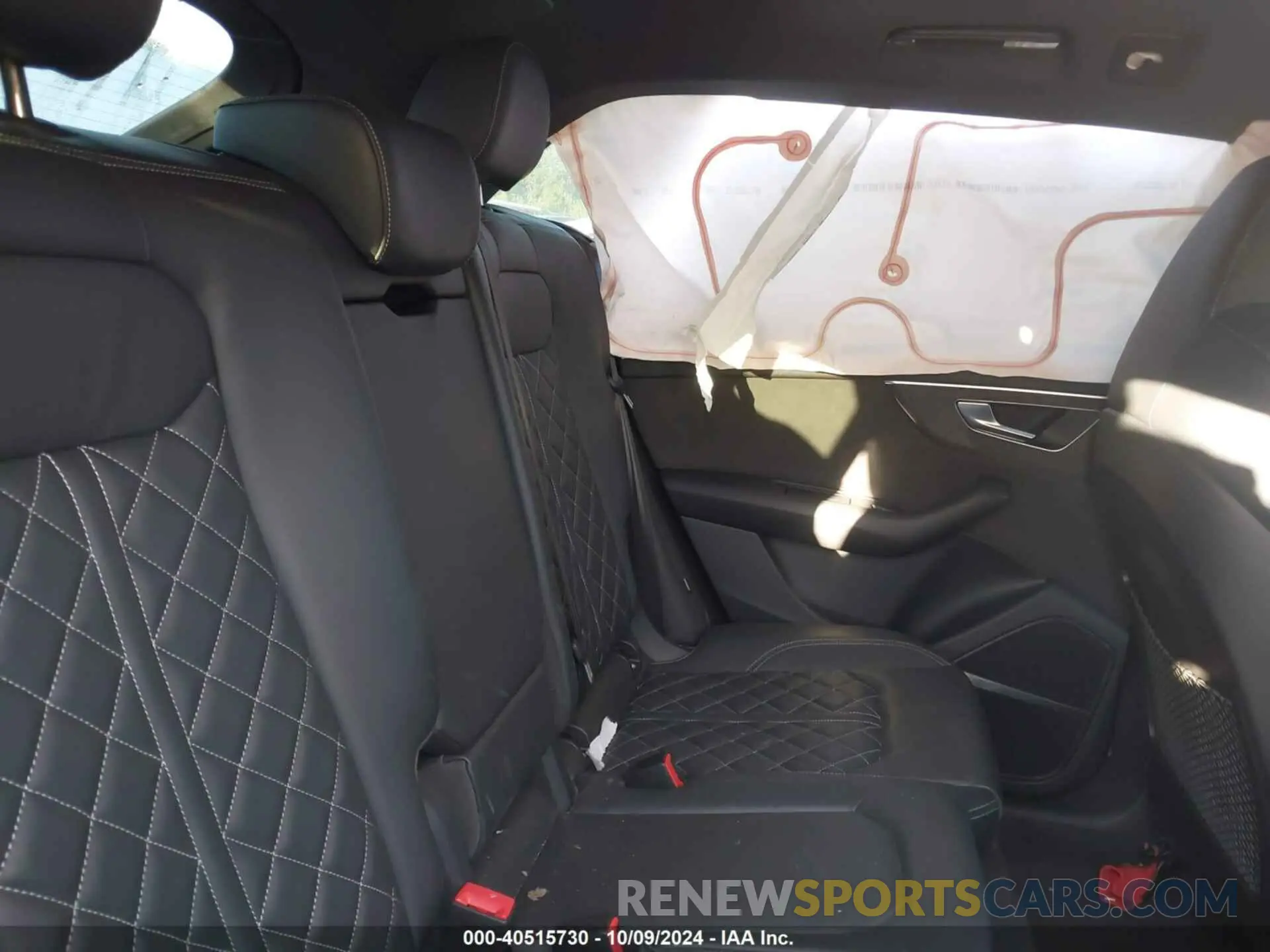 8 Photograph of a damaged car WA1AWBF16ND031570 AUDI SQ8 2022