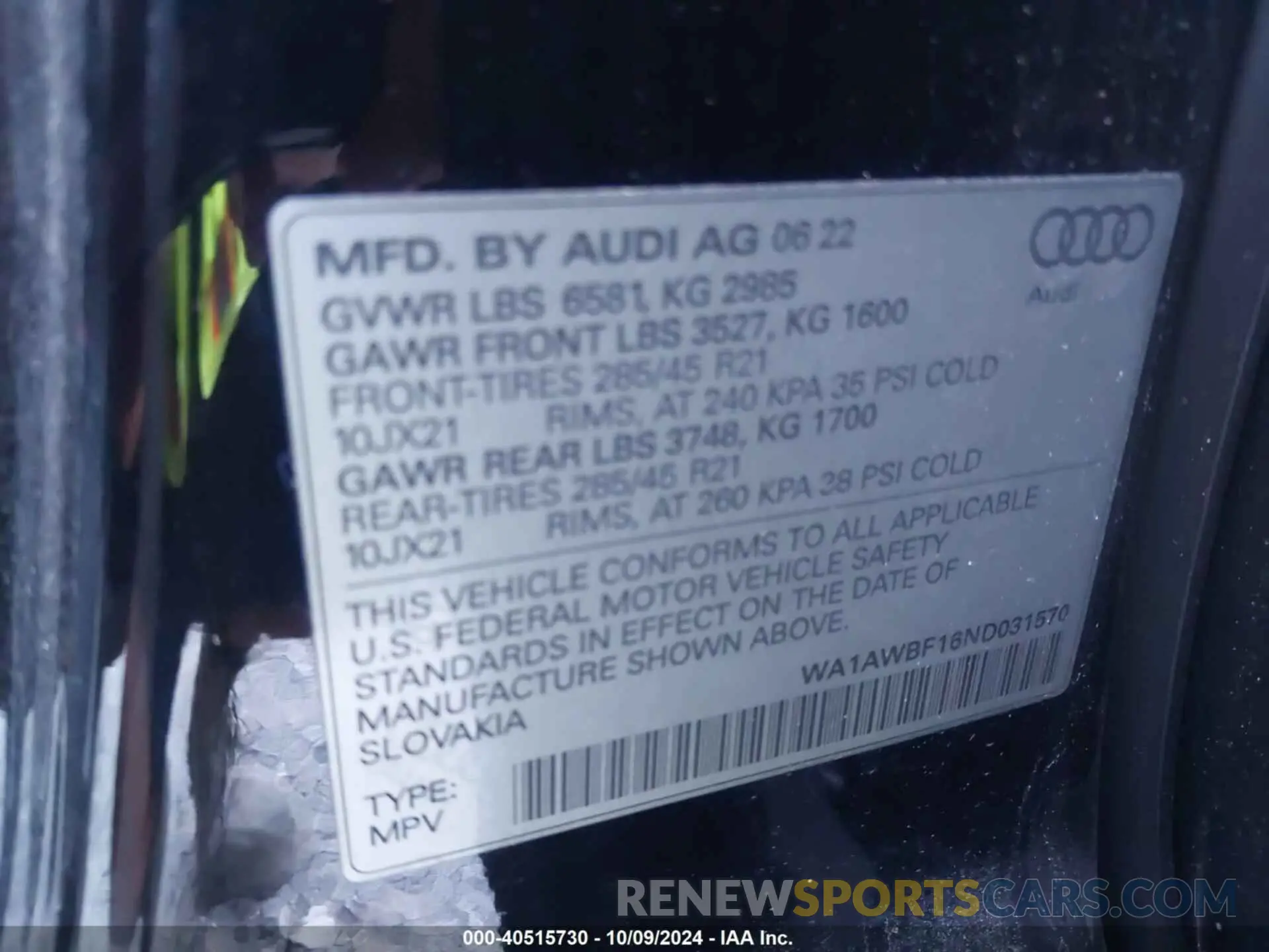 9 Photograph of a damaged car WA1AWBF16ND031570 AUDI SQ8 2022