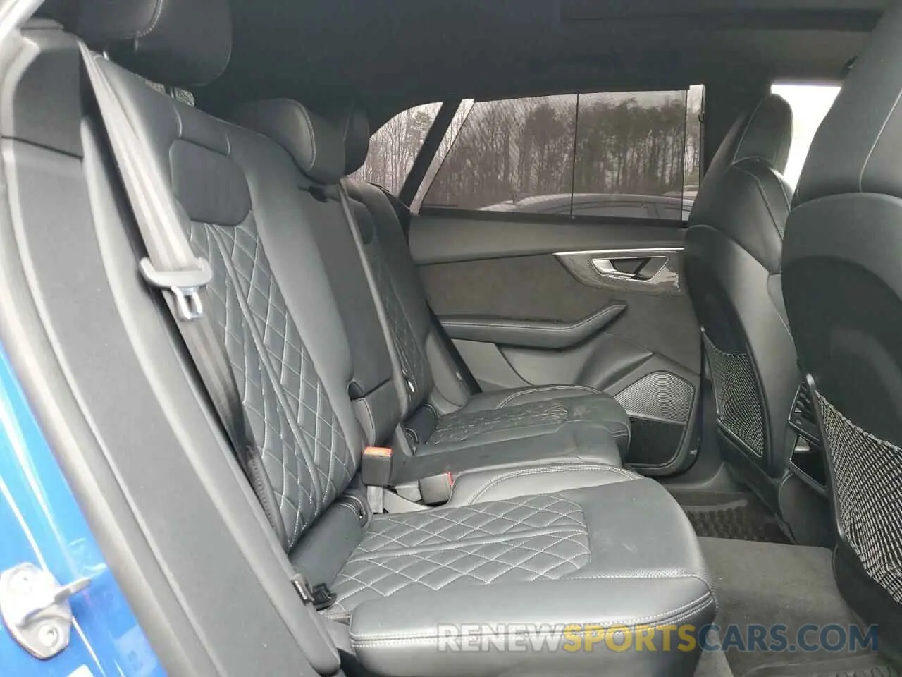 11 Photograph of a damaged car WA1CWBF15ND010766 AUDI SQ8 2022