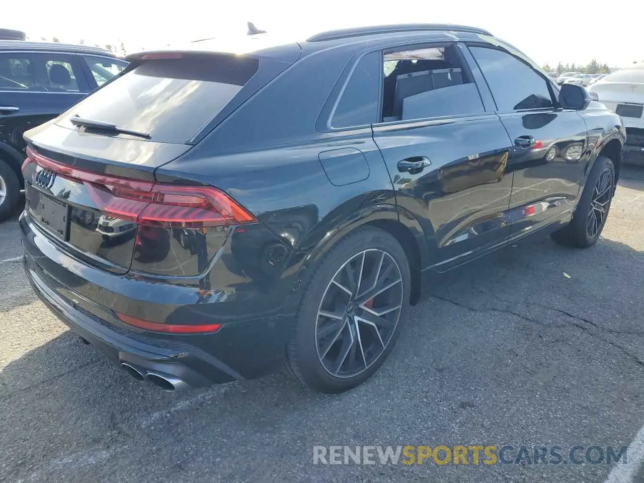 3 Фотография поврежденного автомобиля WA1CWBF16ND007018 AUDI SQ8 2022