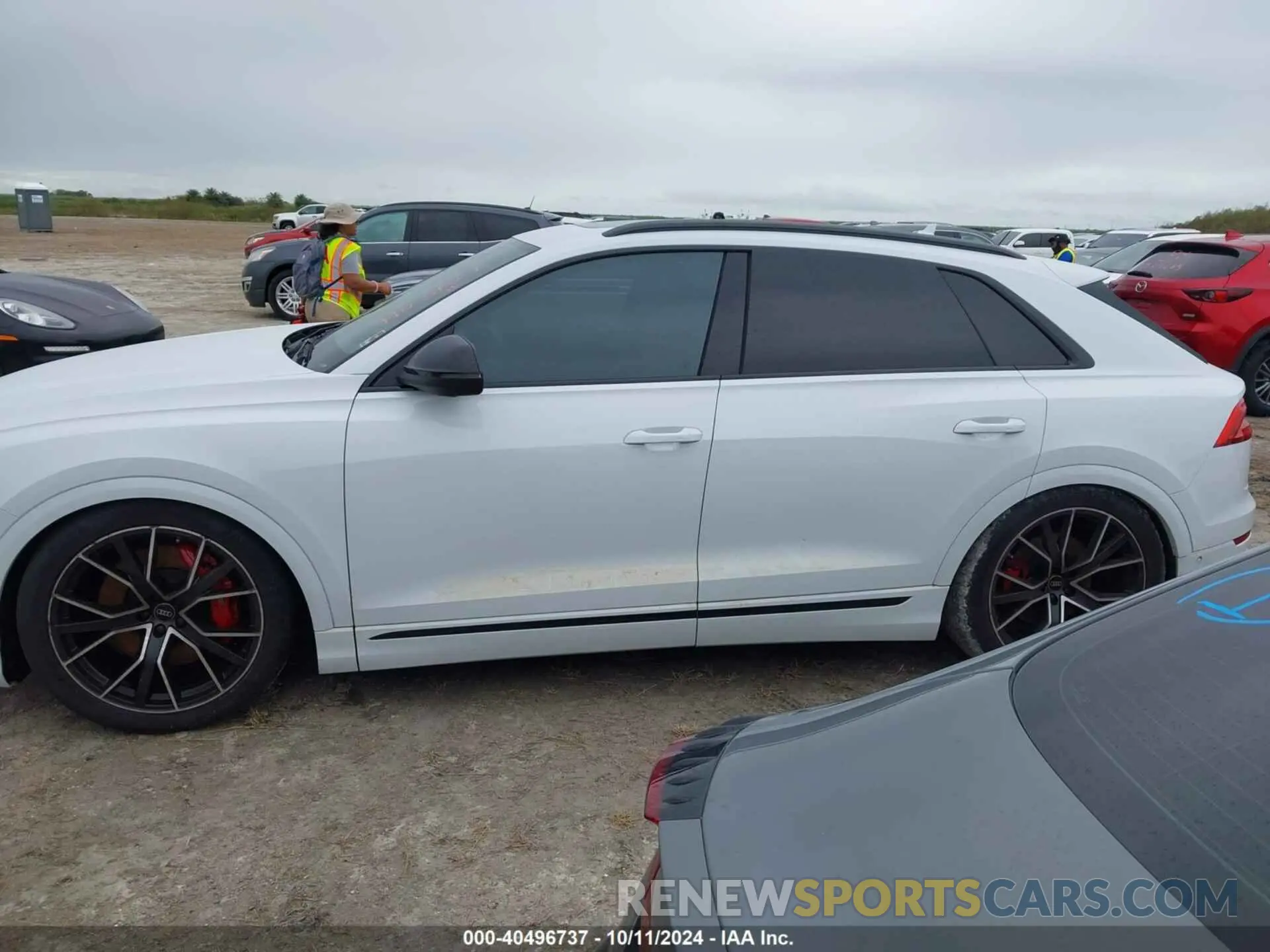 14 Photograph of a damaged car WA1CWBF1XPD040171 AUDI SQ8 2023