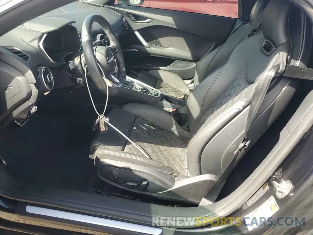 7 Photograph of a damaged car TRUTECFV7K1003418 AUDI TT 2019