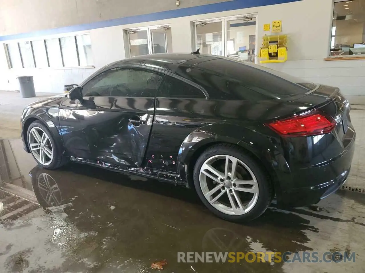 2 Photograph of a damaged car TRUAEAFV8M1003619 AUDI TT 2021
