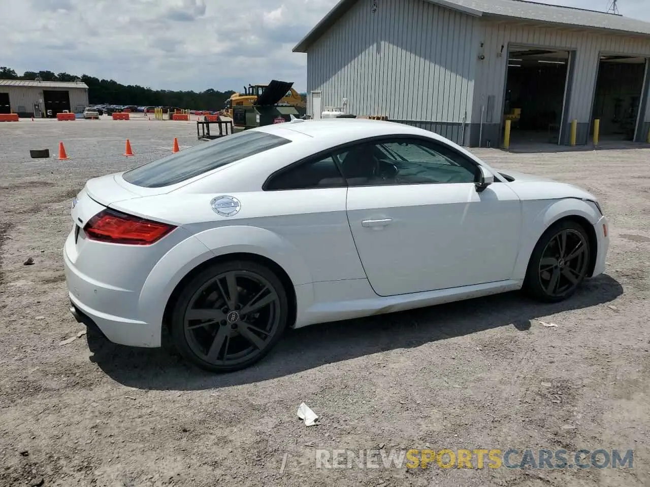 3 Фотография поврежденного автомобиля TRUAEAFVXM1004335 AUDI TT 2021