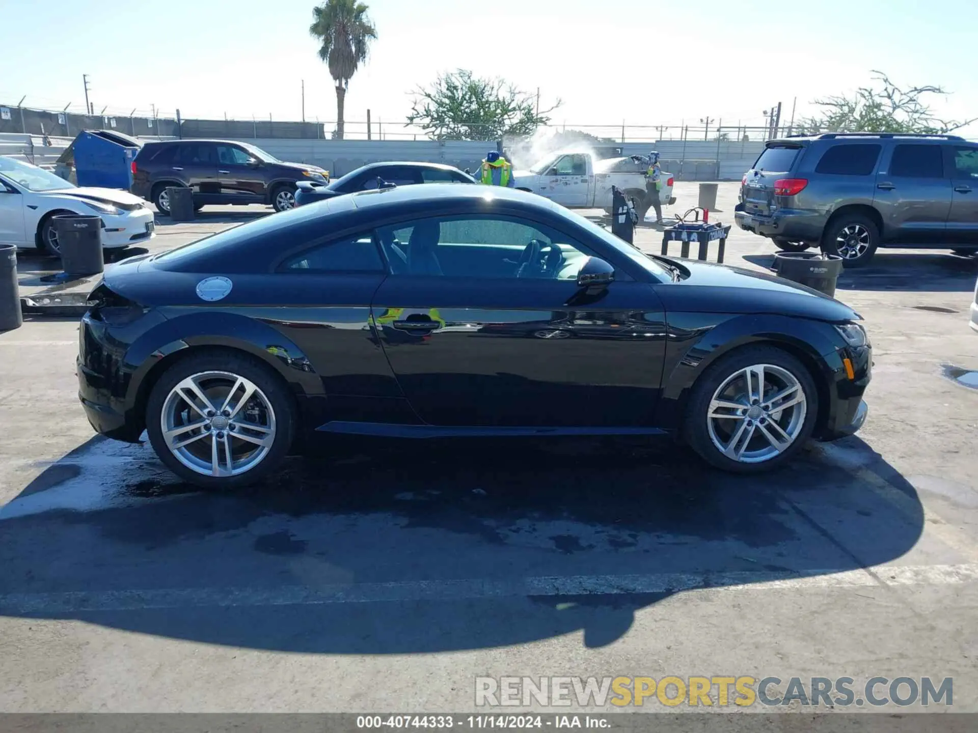 13 Photograph of a damaged car TRUAEAFV1N1002572 AUDI TT 2022