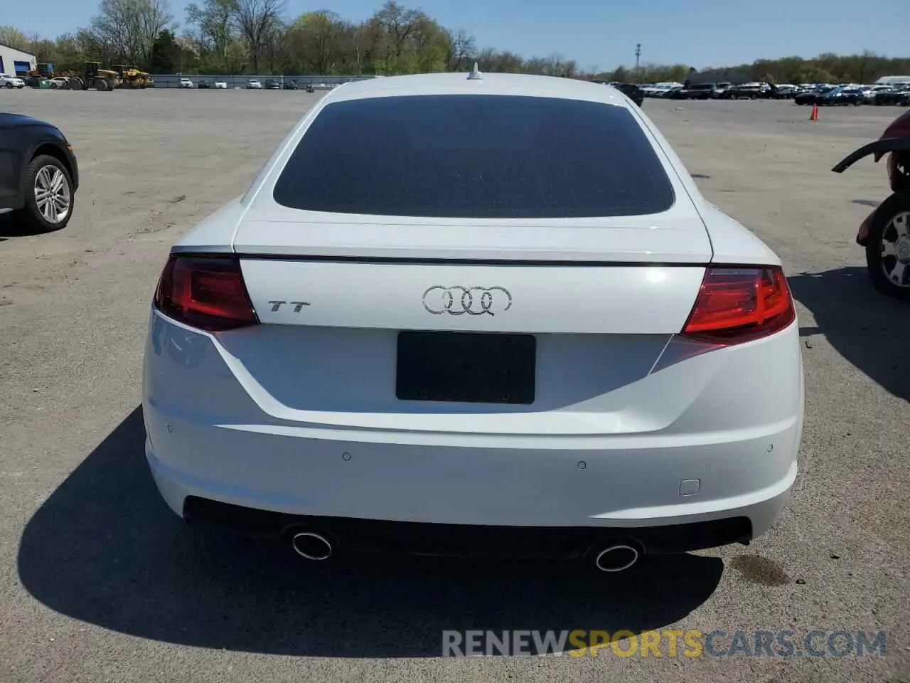 6 Photograph of a damaged car TRUAEAFV4N1005885 AUDI TT 2022